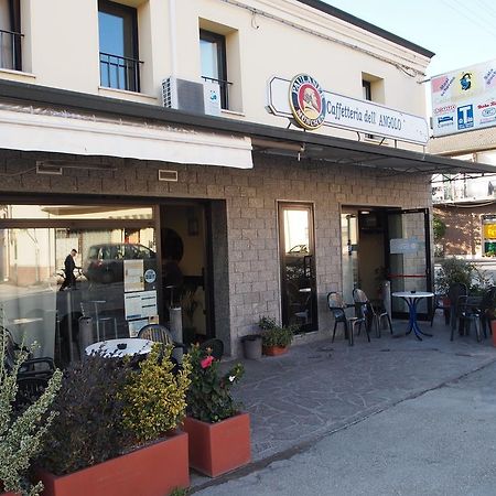 Caffetteria Dell'Angolo Ξενοδοχείο Borghetto Secondo Εξωτερικό φωτογραφία