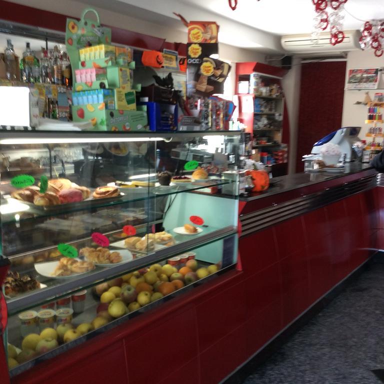 Caffetteria Dell'Angolo Ξενοδοχείο Borghetto Secondo Εξωτερικό φωτογραφία